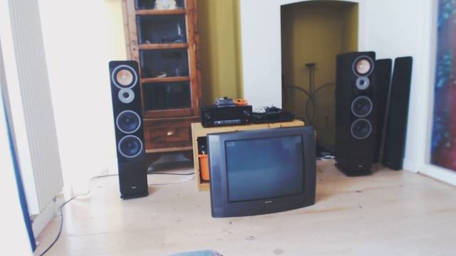 Another Teufel Ultima 40 Mk2 Video