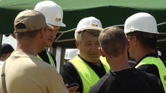 СОРЕВНОВАНИЯ ОПЕРАТОРОВ МАШИН CATERPILLAR & ZEPPELIN. смотреть онлайн