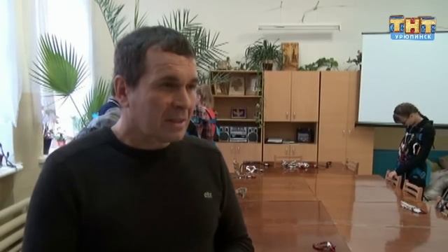 Скалолазы детского экологического центра смотреть онлайн