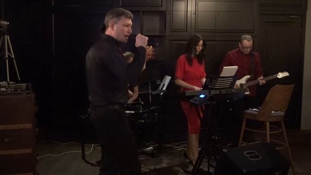 Mr. Hook - буги-вуги, темная ночь, я люблю тебя до слез (ресторан Сезоны) смотреть онлайн