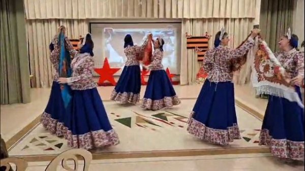 танец с платками-конкурс