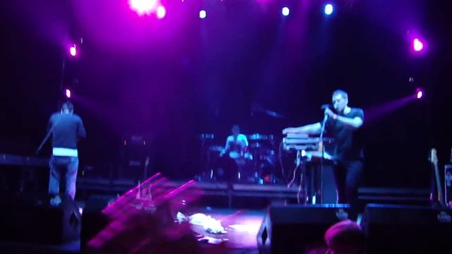 Кирпичи - Про Друзей 22.02.2011 ГлавКлуб смотреть онлайн