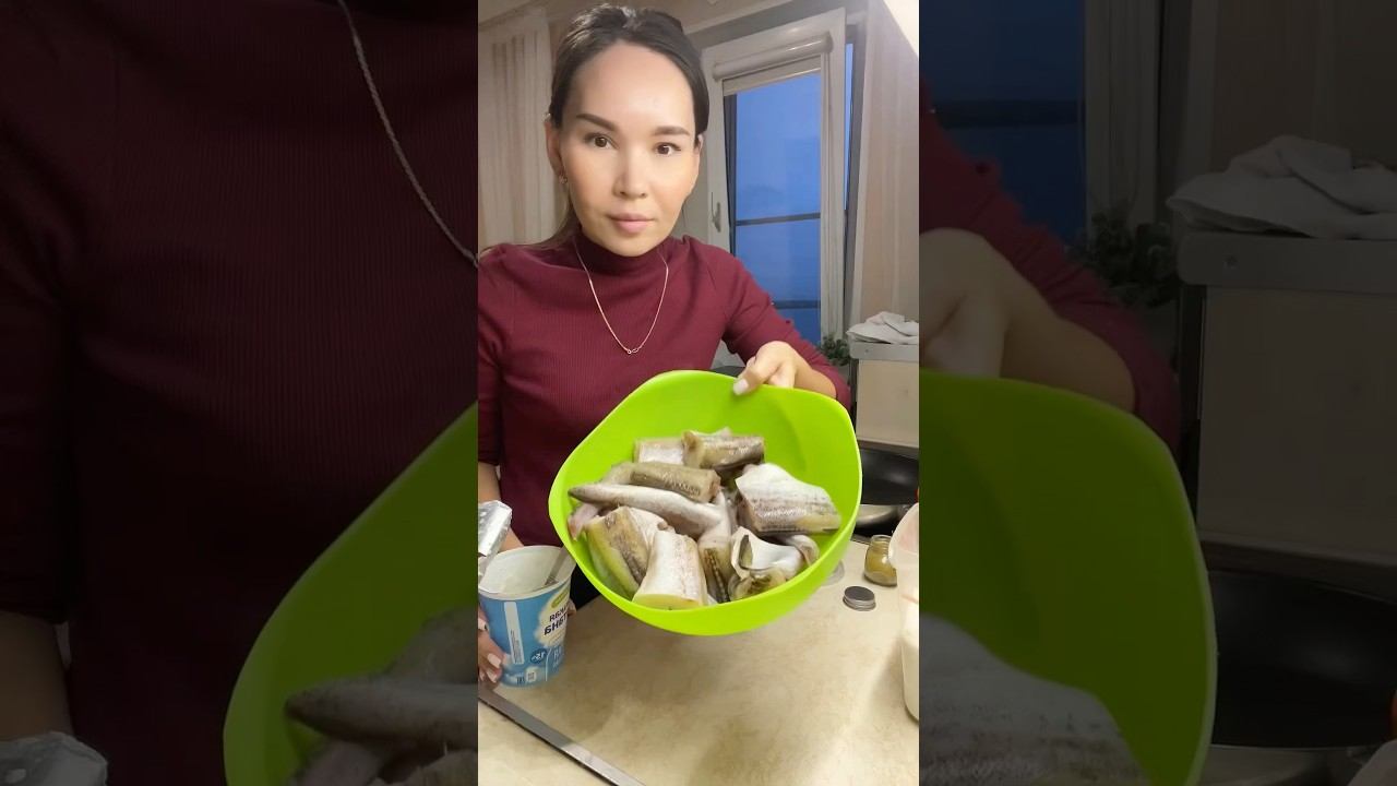 Обожаю минтай и готовлю только так! сочный, нежный, тушеный с овощами в сметане на сковороде!