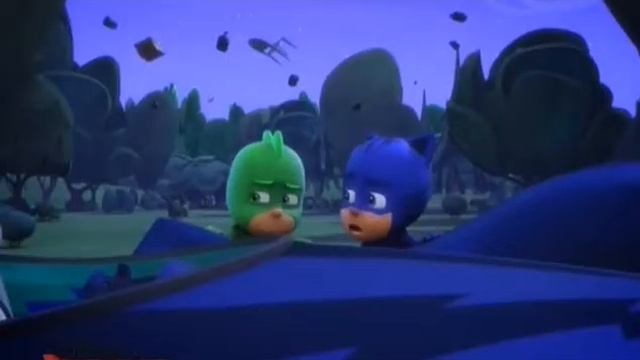 ГЕРОИ В МАСКАХ Летающий Гекко