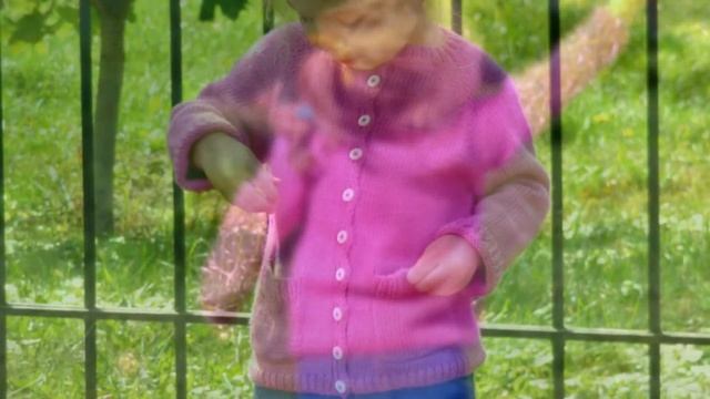 Classic child knitting cardigan with pockets. Knit a kids' sweater. Knitting pattern by SeventhSedg смотреть онлайн