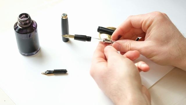 The Tom's Studio Fountain Pen - How To смотреть онлайн