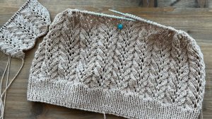 Красивый ажурный узор для вязания маек, топов, джемперов!