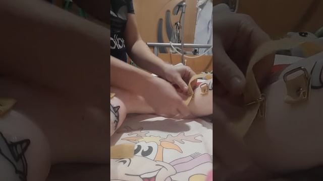 Одеваем тутора на ножки смотреть онлайн
