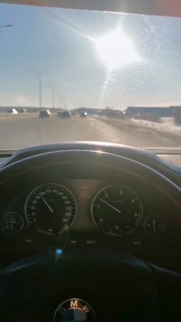 BMW F01 740D смотреть онлайн