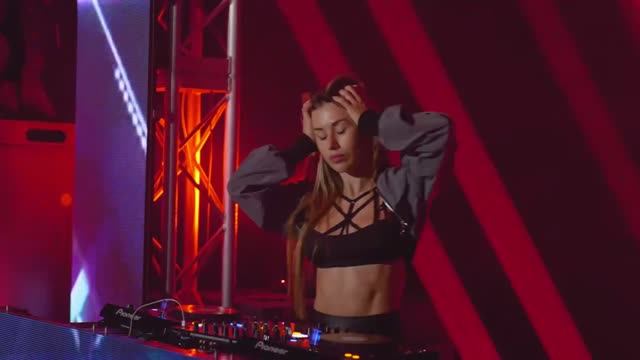 KRISMI - Live Dj Mix смотреть онлайн