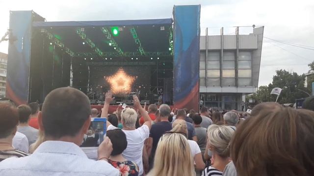 Вика Цыганова "Родина моя" смотреть онлайн