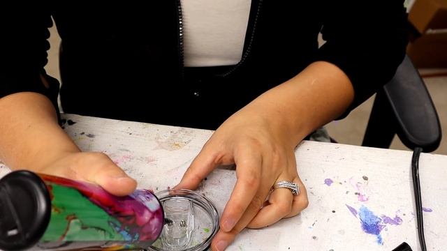 Strawberry Milkshake Tumbler with Whipped Cream Lid!! смотреть онлайн