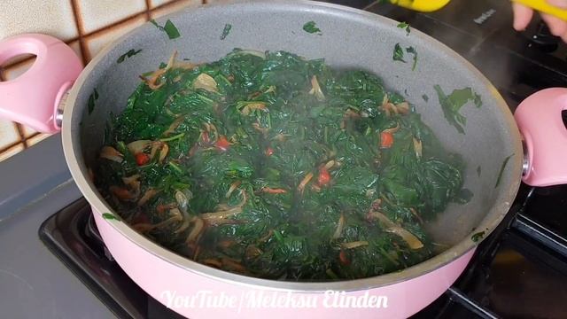 ISPANAĞI BİRDE BÖYLE DENEYİN😍 ÖYLE LEZZETLİ OLUYORKİ ANLATAMAM / NEFİS YEMEK TARİFLERİ смотреть онлайн