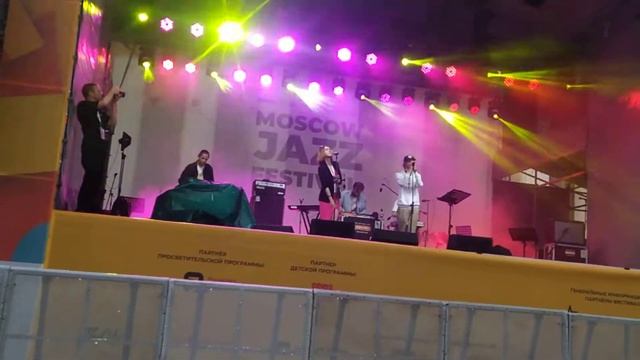 Moscow Jazz Festival 14/06 New Electric Quartet Part 1 смотреть онлайн