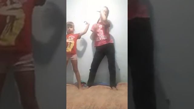 Танец под песню холостяк ! смотреть онлайн