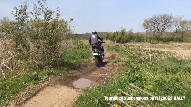 Touratech suspensions on R1200GS RALLY смотреть онлайн