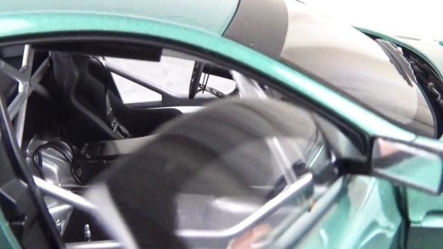 価格が安い「AUTOart ベストプライス 1/18」を開封して遊ぼう♪ смотреть онлайн