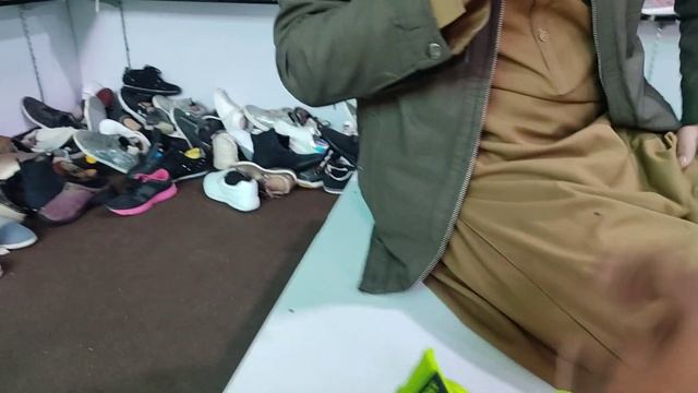 board landa bazar peshawar | imported used shoes | लिंडे के आयातित जूते | Rajpoot zada official смотреть онлайн