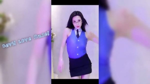 hot busty asian girl sexy dance & shake butt with mini skirt |虎牙直播| (2020-4-30) part 100