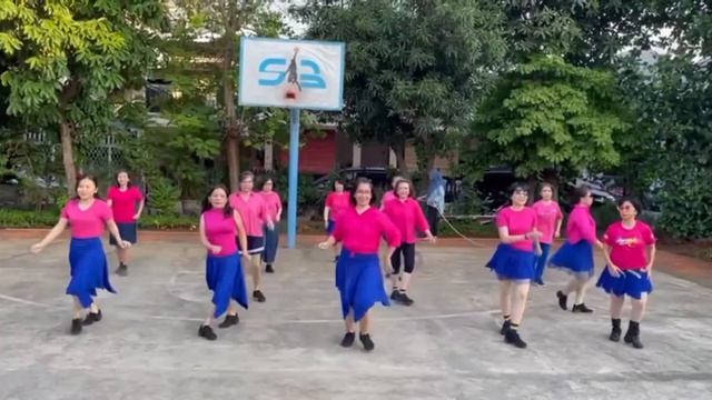 Strawberry Heart Linedance смотреть онлайн