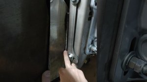 Установка лодочного мотора с ногой L на лодку Вельтбот 433 с транцем по ногу S