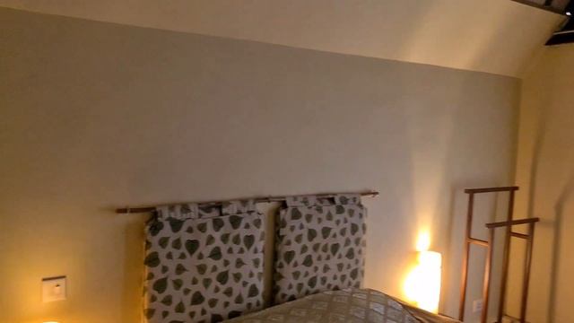 Best and affordable Pondicherry resorts| Mango hill by Poppy's| Auroville| Review Vlog смотреть онлайн