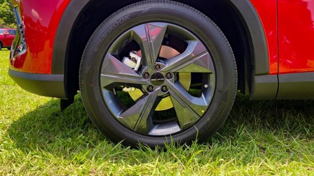 Từng mở bán ở VN giá 528 triệu, SUV cỡ C phiên bản mới ra mắt trang bị "xịn" hơn giá chỉ 338 triệu смотреть онлайн