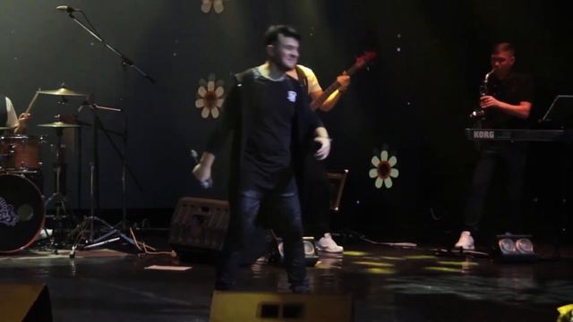 Алексей Московский и группа Глянец - "Парнелерем" смотреть онлайн