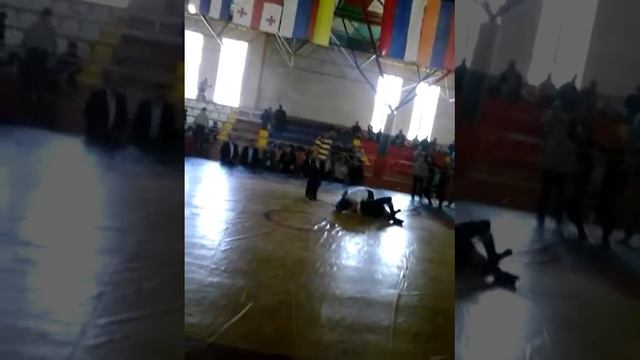 Тинит смотреть онлайн