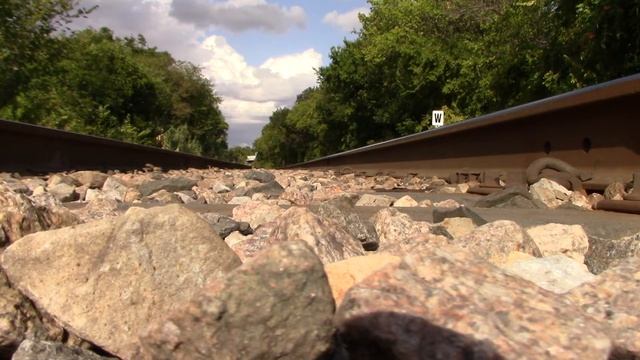 TRE Train runs over camera смотреть онлайн