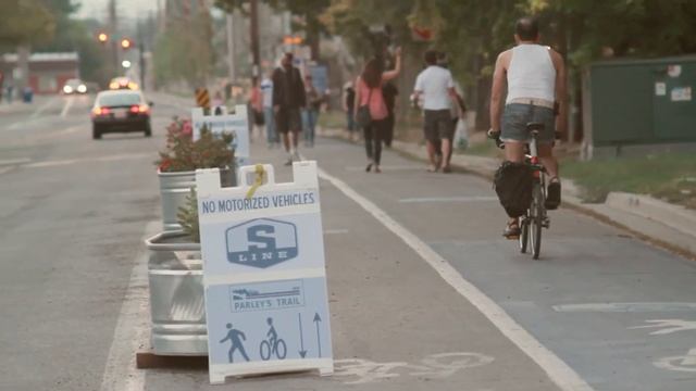 Mayor Becker discusses the S-Line Greenway смотреть онлайн