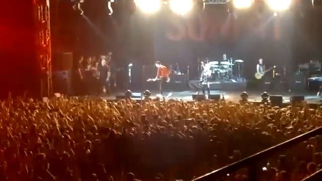 слэм на sum 41 смотреть онлайн