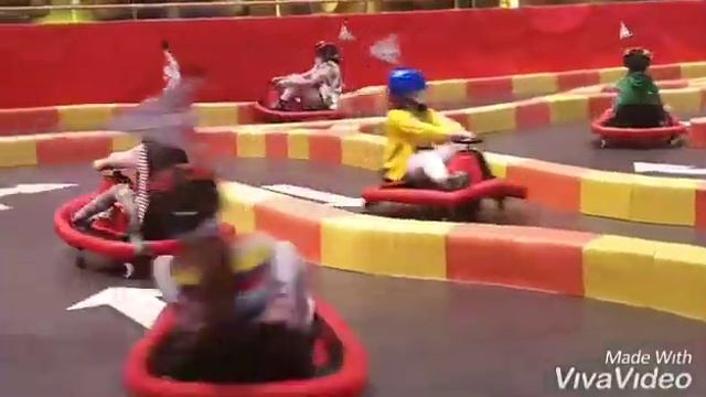 Crazy Car at DUBAI FESTIVAL UAE смотреть онлайн