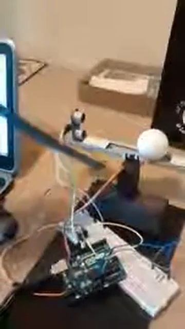 Arduino Super Simple Ball and Beam Controller смотреть онлайн
