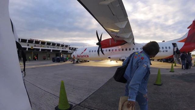 RAUL PERIC BELIZE , RUMBO A EL SALVADOR.- смотреть онлайн