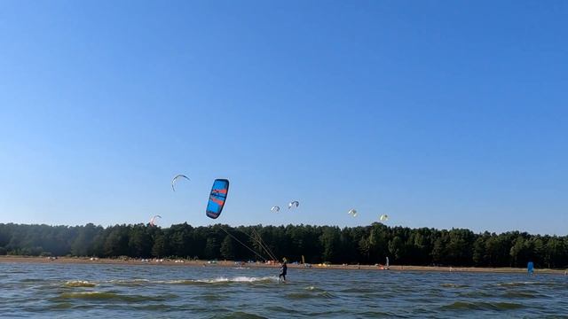 Правый галс,Таня смотреть онлайн