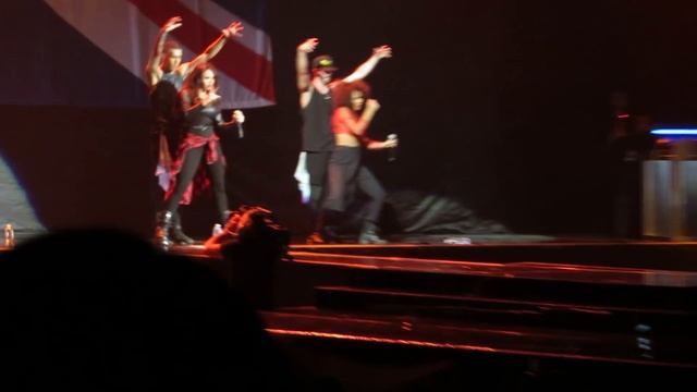 Little Mix - DNA - The Neon Lights Tour - Anaheim, CA - 13 Feb 2014 смотреть онлайн