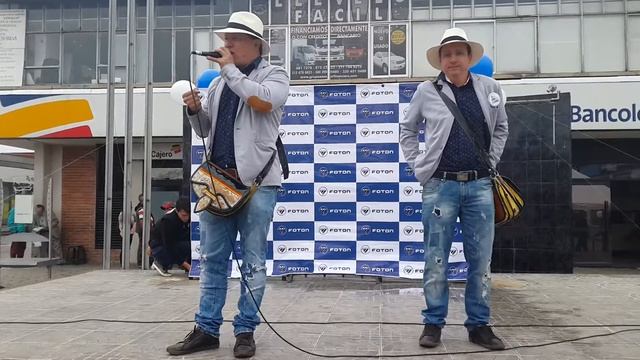 TROVAS PARA EL MUNDO "LANGARUTO" Y "CUCARACHO" PROMOCIONANDO LA MARCA FOTON - FOTON - FOTON смотреть онлайн