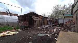 КУПИЛИ ДОМ НА ЮГЕ ИЩЕМ ОБОИ ИСПОЛНЯЮ ОБЕЩАНИЕ КОТОРОЕ ДАЛ ЖЕНЕ ДУМАЮ ОНА БУДЕТ ДОВОЛЬНА