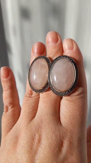 Серебряные серьги с розовым кварцем и фианитами в винтажном стиле. #авторскоесеребро #украшения смотреть онлайн