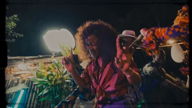 MAKO LE KING - (Je ne suis plus Célibataire) -clip offciel смотреть онлайн