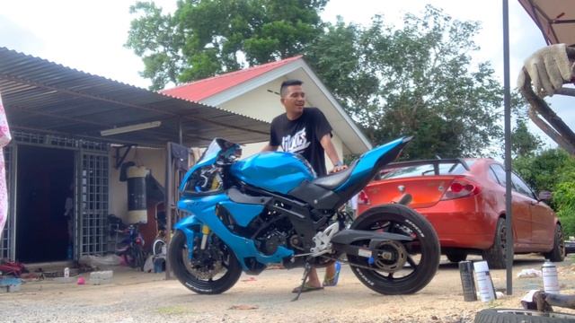 Hyosung 650 Warm Start ! Akrapovic R1M смотреть онлайн