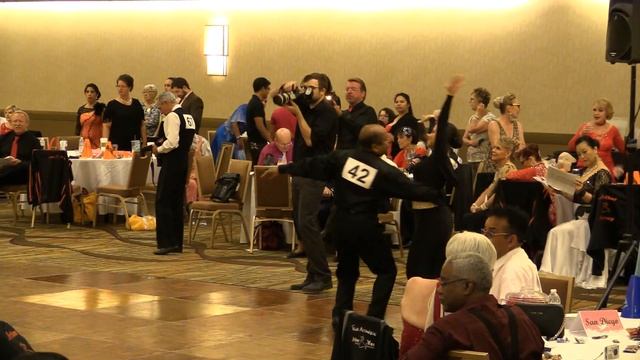 Scholarship Fox Trot with Chante смотреть онлайн