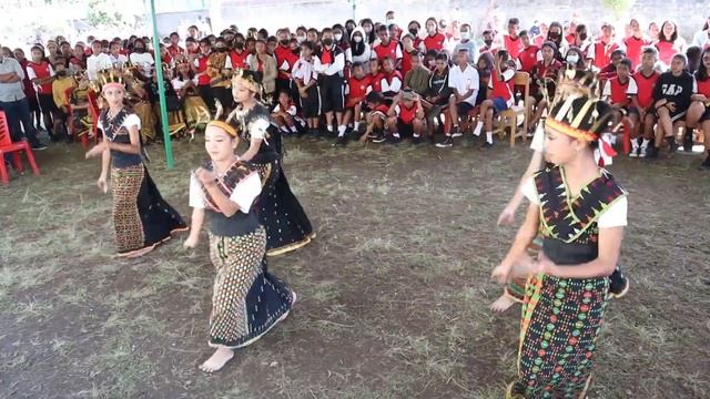 Tari Kerasi/Kelas 8i/UPTD SMPN 1 Langke Rembong (Semarak HUT RI) смотреть онлайн