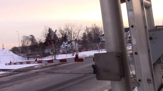 𝗔𝗪𝗙𝗨𝗟 𝗛𝗢𝗥𝗡! GO Transit 632 At Aurora смотреть онлайн