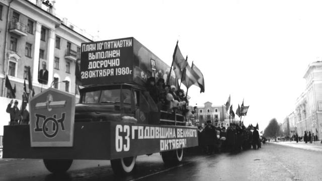 ЧЕРНОВИК ИСТОРИИ 07.11.14 смотреть онлайн