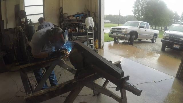 14 Bolt Axle Truss Day 2 смотреть онлайн