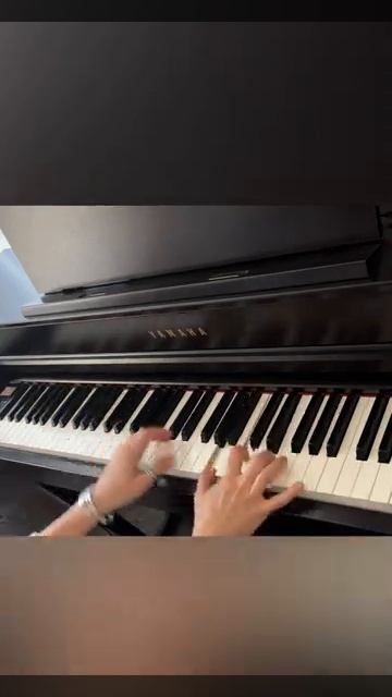 Dick Dale - Misirlou, Taxi Soundtrack / Дик Дэйл - Египтянка, музыка из фильма "Такси" смотреть онлайн