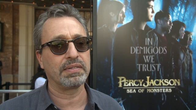 Percy Jackson: Sea of Monster: Producer Michael Barnathan Premiere Interview | ScreenSlam смотреть онлайн