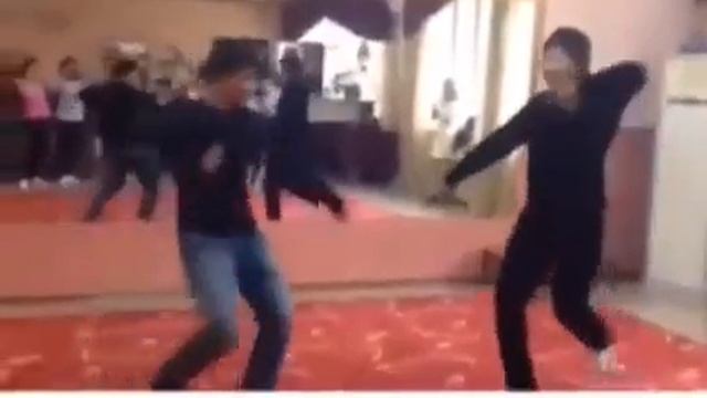 Лезгинка в Алматы! Шоу Группа Аламат смотреть онлайн